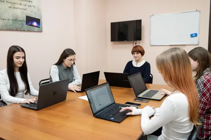 YOLO school photo 35