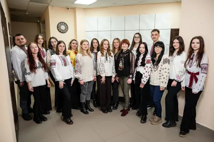 YOLO school photo 89