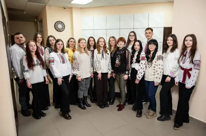 YOLO school photo 73