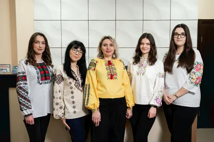 YOLO school photo 91