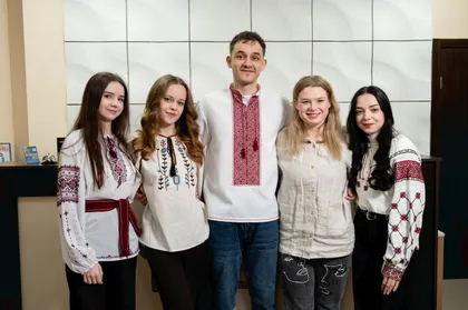 YOLO school photo 95